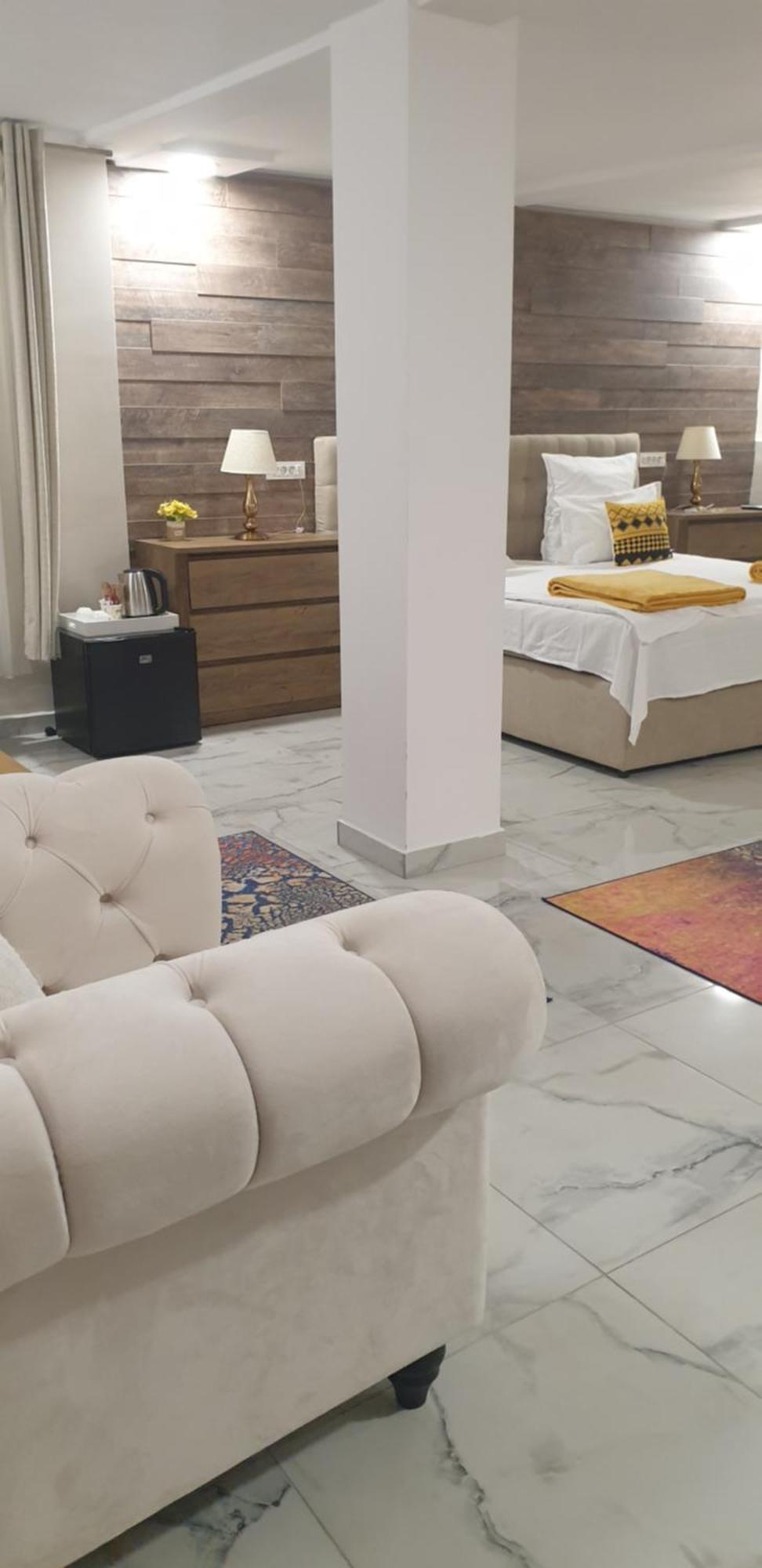 Mini Pool Rooms - Ultracentral - Piscina Cu Hidromasaj Oradea Luaran gambar